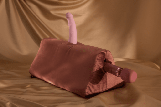Toy Mount by Bellesa